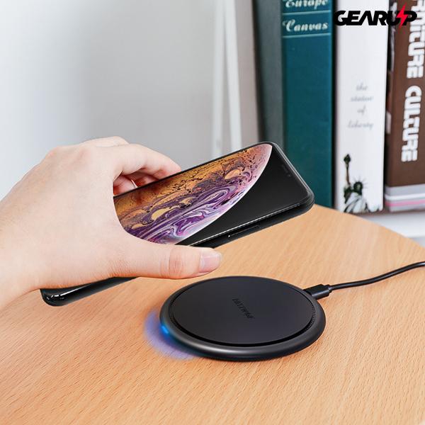 BlitzWolf® BW-FWC5: vezeték nélküli gyorstöltő pad 10W teljesítménnyel (Samsung, Huawei, Apple) BlitzWolf® BW-FWC5: vezeték nélküli gyorstöltő pad 10W teljesítménnyel (Samsung, Huawei, Apple)