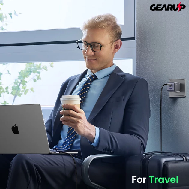 Kép 3/9 - UGREEN Nexode GaN töltő adapter, 65W, 3 port